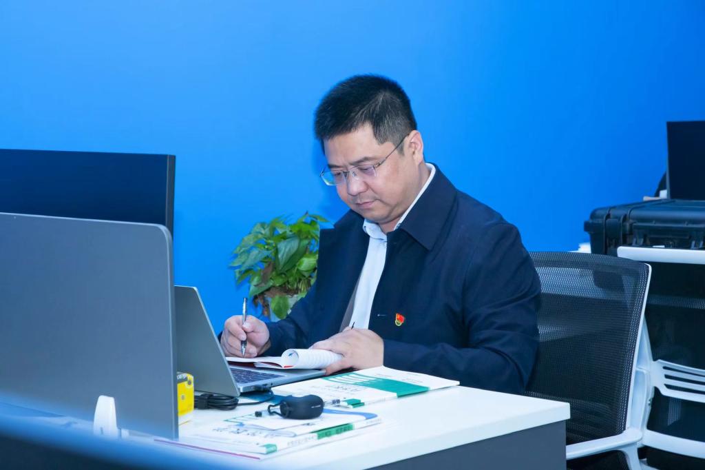 高级工程师