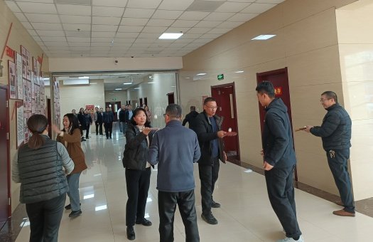 不断增强支部党员的纪律意识